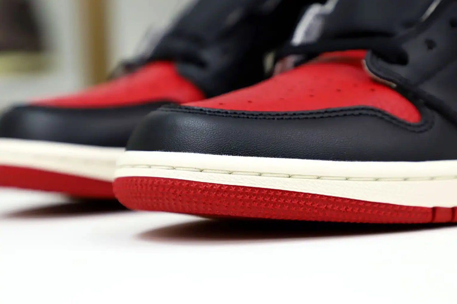 RETRO 'BRED OG HIGH AIR JORDAN Kimikick 1 TOE' 0522